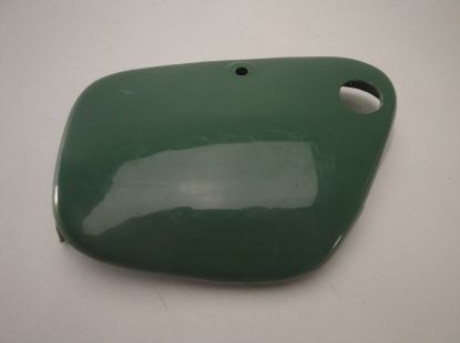 PictureAltAttribute - 33298A-zijkap-honda-c50-links-groen-08052025114902-jpg